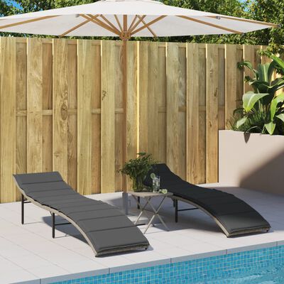 vidaXL Sonnenliege mit Kissen Hellgrau 55x199x50 cm Poly Rattan